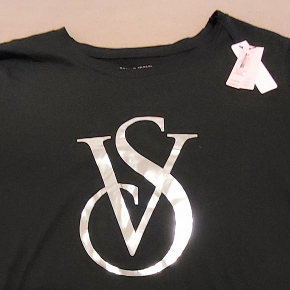 Victoria' Secret t-shirt - Picture 1 of 3
